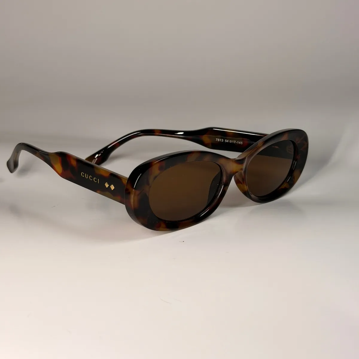 Oval Slim, Tartaruga, Lente Marrom
